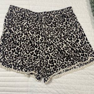 Hollister cheetah print shorts